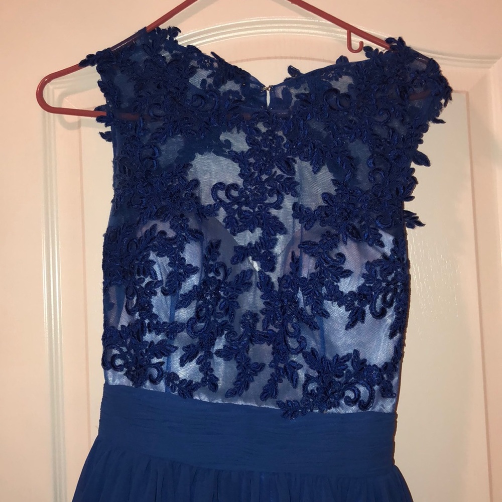 Dress - Picture 2 of 3